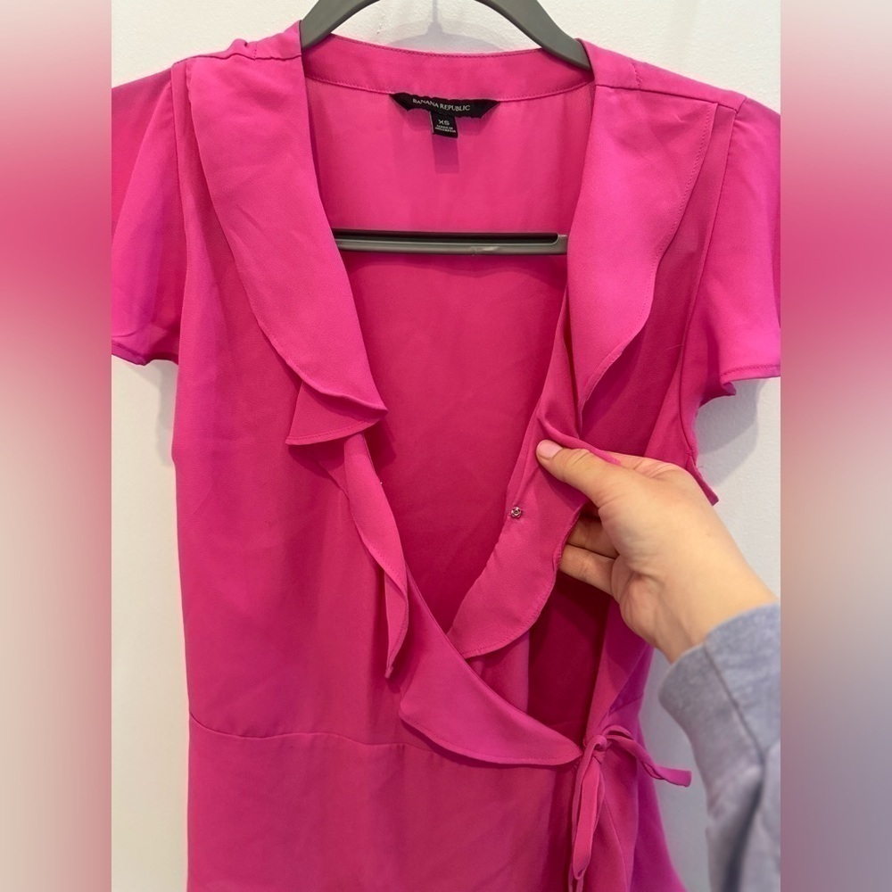 Banana Republic Pink Ruffled Wrap Blouse - Picture 5 of 9